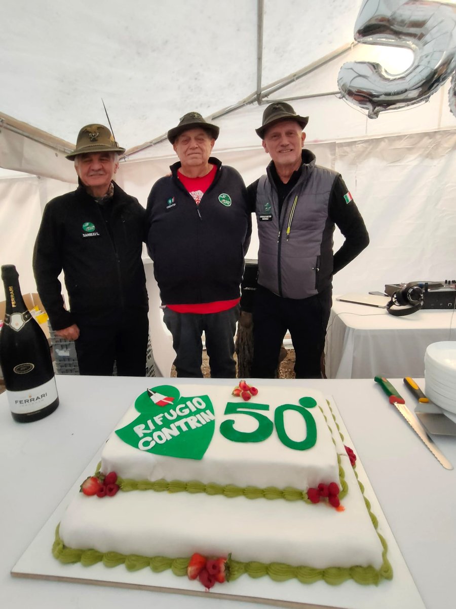 ana_web's tweet image. Celebrati i 50 anni di gestione del rifugio #Contrin  🔗lalpino.net/2024/09/23/cel… via @lalpino.net #alpini #associazionenazionalealpini #trentino #debertol #rifugiocontrin