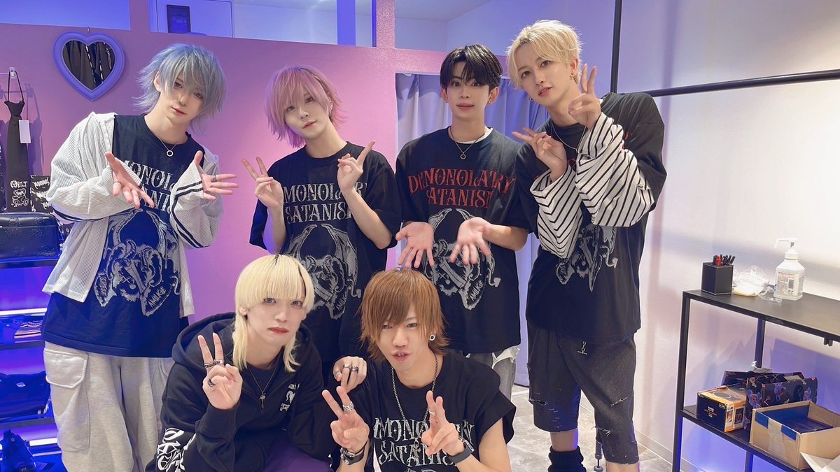 Amilige | [夢喰NEON×Amilige初コラボレーションTOPS Amilige×夢
