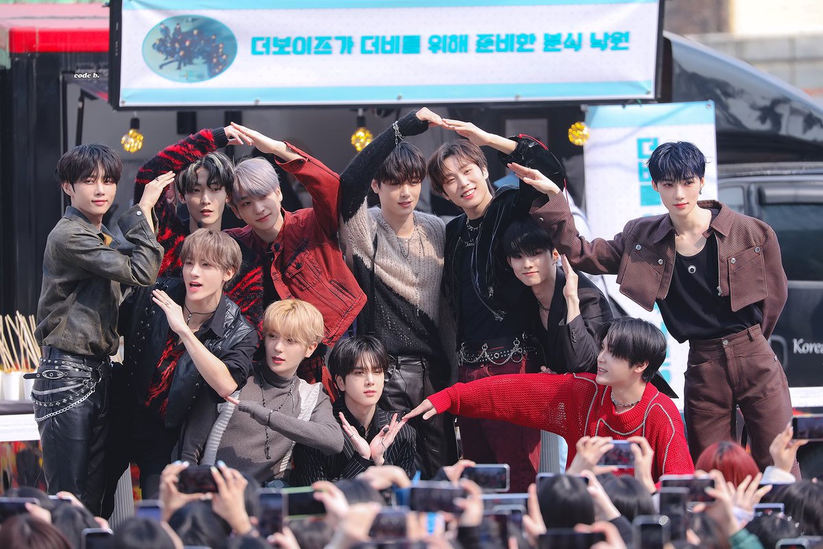 hearthaemynow_'s tweet photo. 더보이즈 11명 영원해
어떤 선택을 하든 늘 더보이즈 편이야💕 https://t.co/a492b1Cmk3