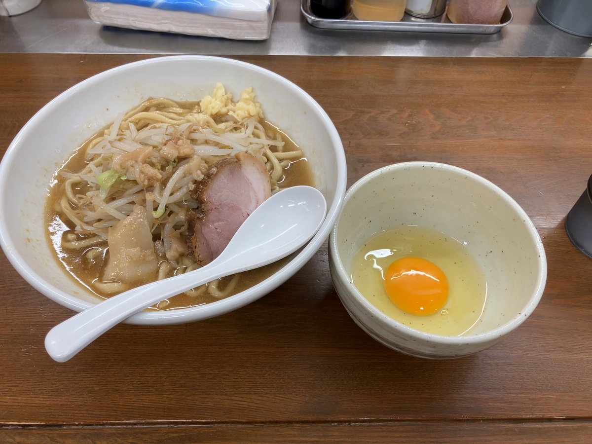 ラーメン屋で新1000円札使えて感動