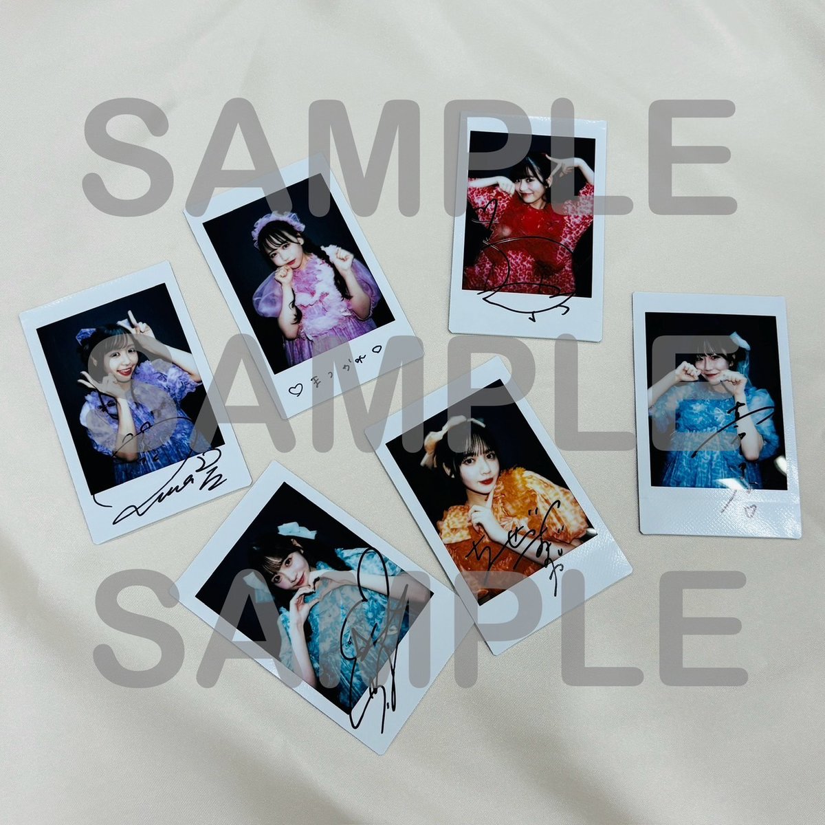 #FRUITSZIPPER
サイン入りチェキ が当たる✨
#フォローRPキャンペーン

#DMMオンクレフェス2024 の限定グッズ展開を記念して
各メンバーのサイン入りチェキをプレゼント🎁✨

▼ 応募方法
1️⃣<a href="/DMM_onkure/">DMMオンクレ</a> をフォロー
2️⃣この投稿をリポスト
▼開催期間
～9/28(土)23:59