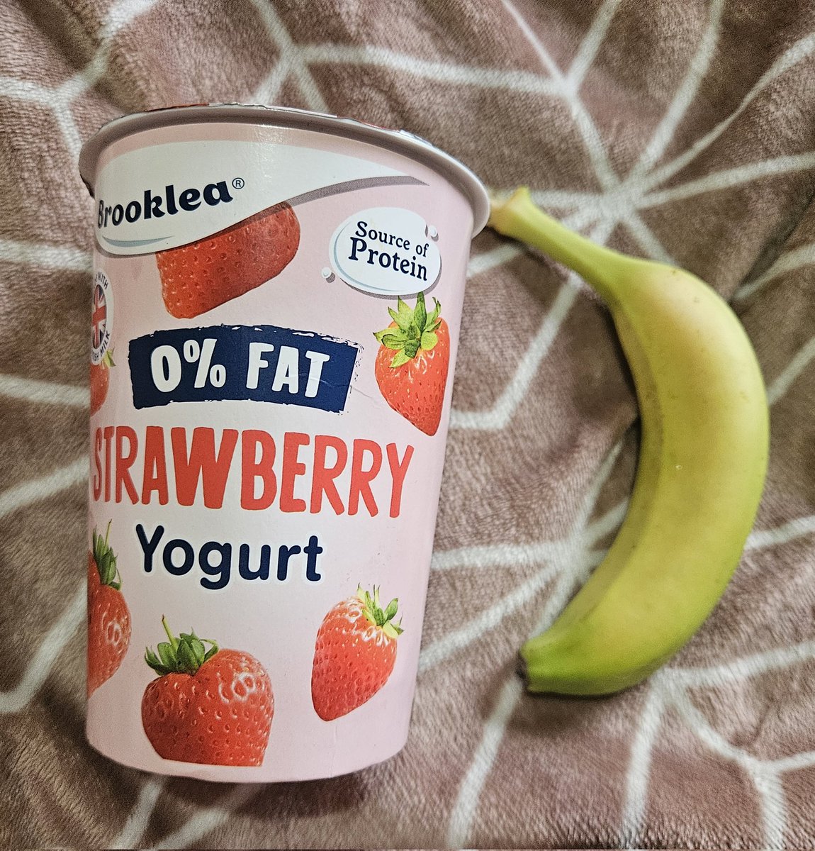 borderline_mum's tweet photo. @AldiUK sort your fruit out please partner just been to get some bananas and this is what it looked like once opened. https://t.co/2lePjuT8yt