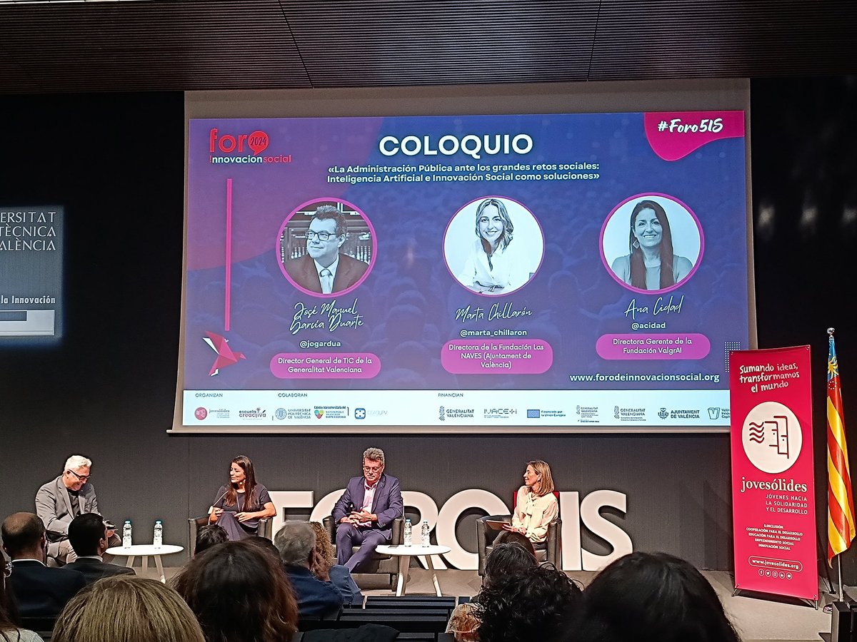 rosamquart's tweet photo. Interessant col.loqui  sobre l'Administració pública ante els reptes de la IA i la innovació social. Gràcies @JOVESOLIDES per fer possible el #Foro5IS 
Aprenent per poder aplicar idees al meu poble #QuartdePoblet.
#emprenedorialocal #innovaciónsocial #emprendimiento https://t.co/LM7CHqJdeI