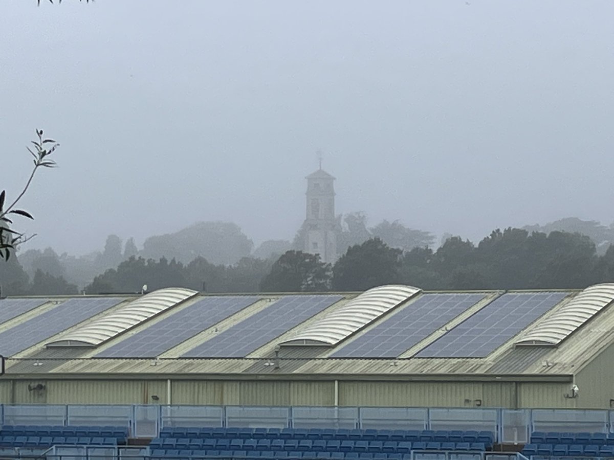 JoeBellMango's tweet photo. Higher Education in the mist https://t.co/n3fTW5B3YS