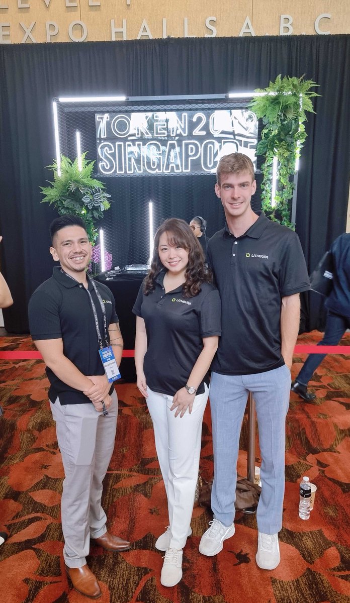 LitheumOfficial's tweet image. Litheum team had an incredible time at #TOKEN2049! Great discussions, meeting old friends, and making new connections! Exciting things are on the horizon—stay tuned! 🌐 

#Litheum #Web3  #TOKEN2049