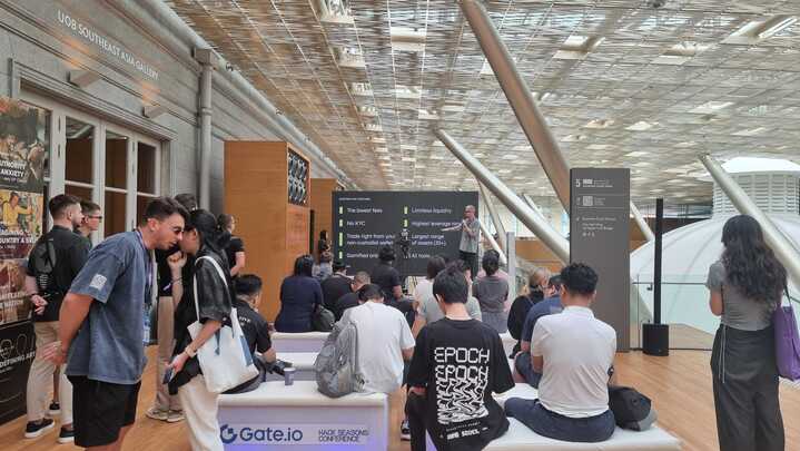 LitheumOfficial's tweet image. Litheum team had an incredible time at #TOKEN2049! Great discussions, meeting old friends, and making new connections! Exciting things are on the horizon—stay tuned! 🌐 

#Litheum #Web3  #TOKEN2049