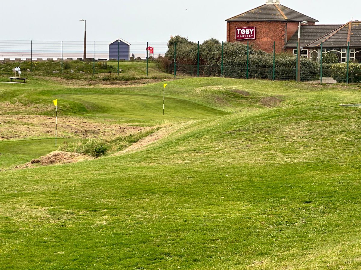 What a brilliant week and weekend it was. ⛳️🏌️‍♂️

Thank you everyone for all your support over last few weeks. Team have done excellent job with the greens which are looking great. And will be preparing the greens for our winter work! 🔥<a href="/LinkGolfUK_/">Link Golf UK</a>