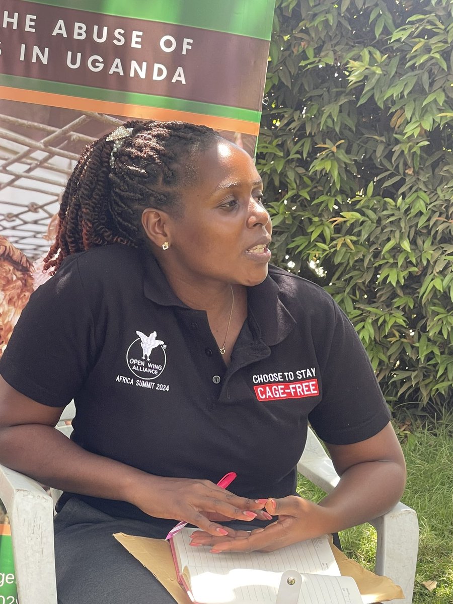 VeganSocietyUg's tweet photo. Uganda Vegan Society has today engaged with poultry farmers. Our focus group discussion with farmers in Magyigye was a huge success! We engaged in meaningful conversations on improving hen welfare and adopting sustainable farming practices.
#Compassion4All https://t.co/EVPWdFJxKS