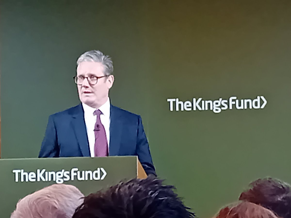 BenAllenGP's tweet image. ⭐️Highlights from annual conference by @TheKingsFund⭐️
❤️Compassionate financial officers!
📉Fascinating budget graphs
✅️Prevention
👭Repairing public relationship
🇬🇧Some special guests
😬And I kicked it off with poem.
🤯That was a risk 1/14