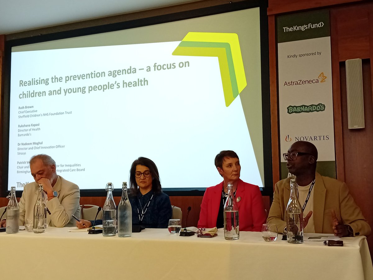 BenAllenGP's tweet image. ⭐️Highlights from annual conference by @TheKingsFund⭐️
❤️Compassionate financial officers!
📉Fascinating budget graphs
✅️Prevention
👭Repairing public relationship
🇬🇧Some special guests
😬And I kicked it off with poem.
🤯That was a risk 1/14
