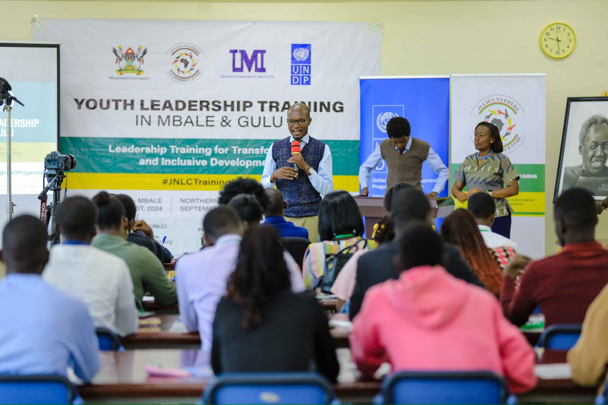 TheJNLC's tweet photo. Mr. Oketayot Aaron, the Gulu University Guild President, is sharing his opening remarks at the YOUNG WOMEN AND YOUTH LEADERSHIP TRAINING, #HappeningNow at the #GuluUniversity Library. Theme: Leadership Training for Transformative and Inclusive Development. #JNLCTraining2024 https://t.co/Rrlor2MrfB