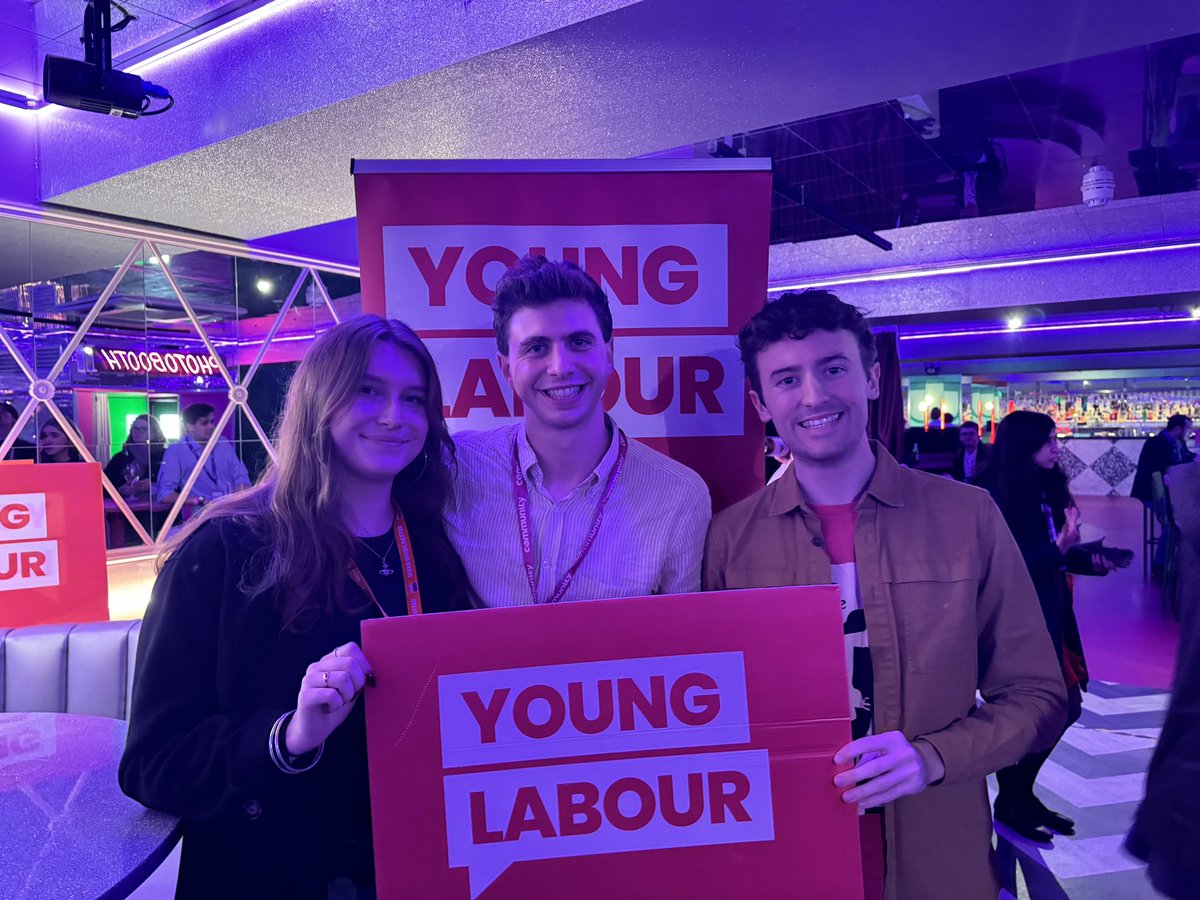 YoungLabourUK's tweet photo. And it’s a wrap!

Great to see so many of our members at our drinks last night and at all our events on youth day

See you at @LabourStudents disco 🪩 https://t.co/KBOZCkwC6t