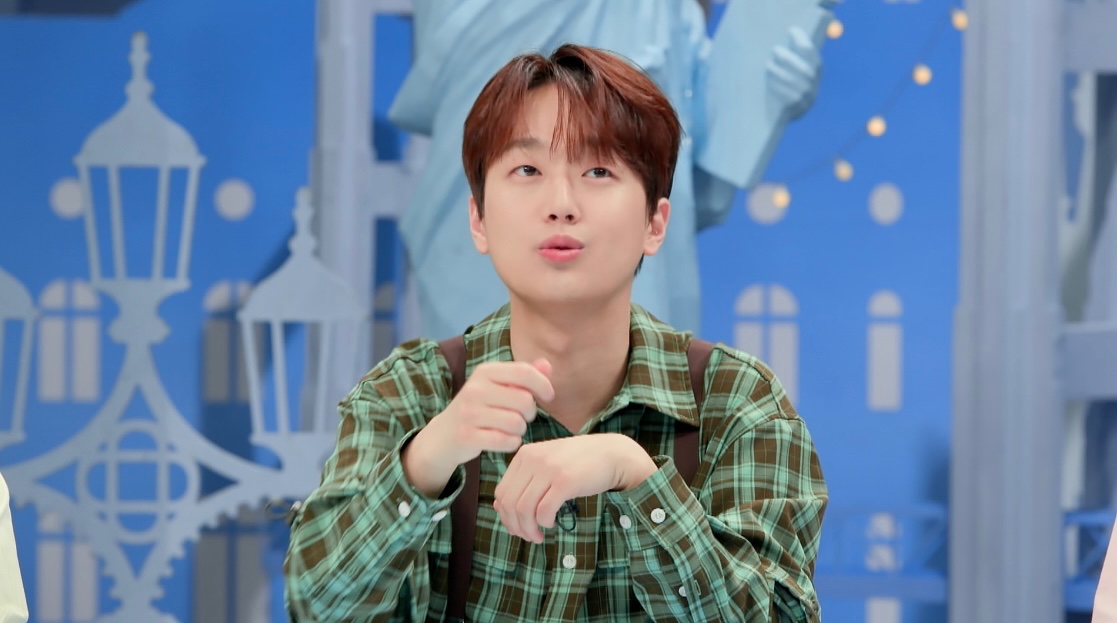 ChanWonOfficial's tweet photo. 📸 찬또그래퍼 📸

<톡파원 25시>로
세계의 곳곳으로 떠날 준비 완료!🫡

멜빵또의 귀여움은
오늘도 순항 중이니
함께 떠나고 싶으신 분들은💖

모두 JTBC로
오후 8시 50분까지 찾아와주세요😆

#이찬원 #LeeChanWon 
#톡파원25시 
#티엔엔터테인먼트 https://t.co/R2cfnyqKvC