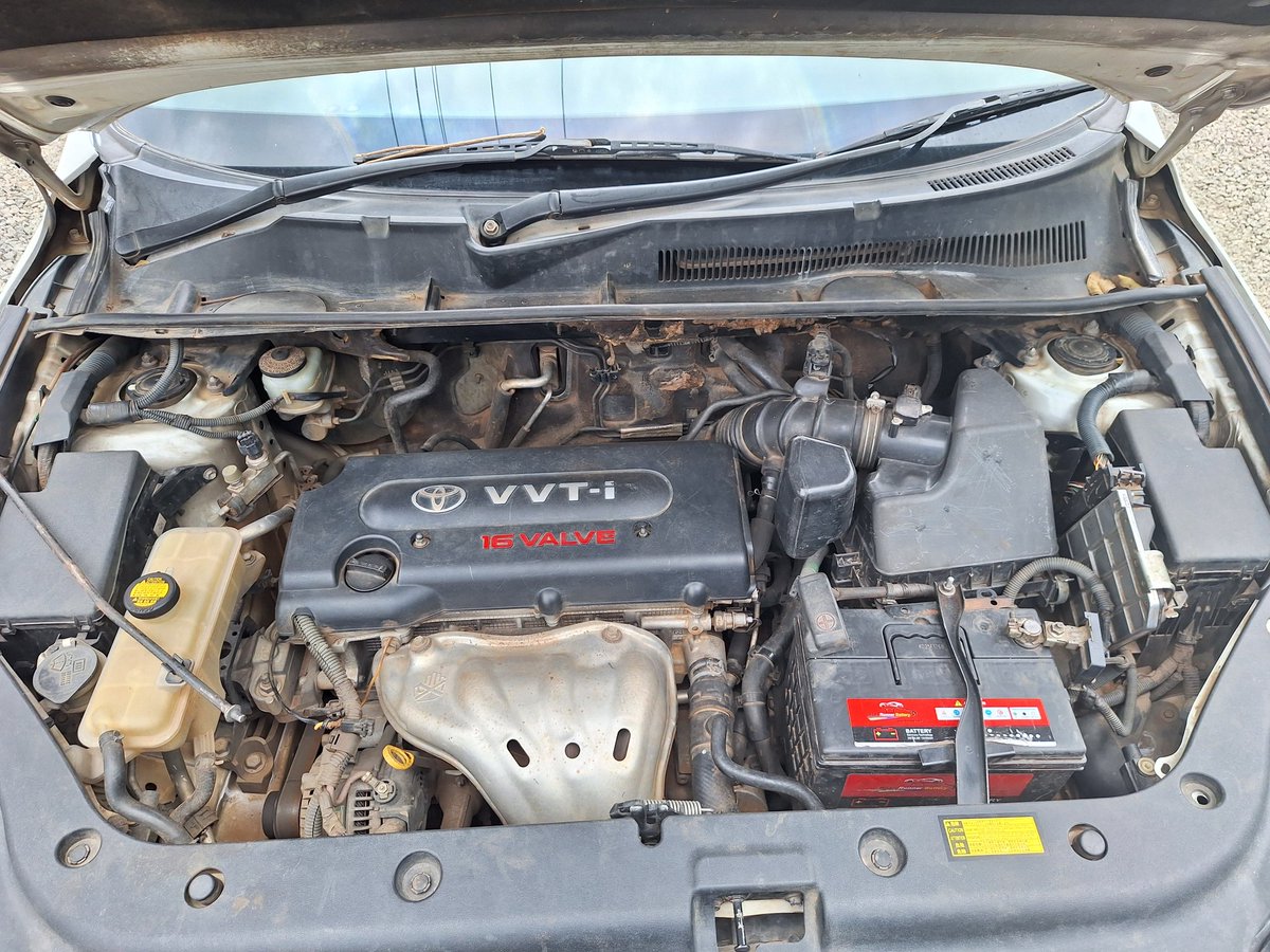 gitauzach1's tweet photo. 2009 RAV 4 available for direct purchase🔥

Asking KES 1,500,000(Negotiable)

⏰️Mileage: 175,000 kms✨️

📲Our Hotline is +254 715-633-929

📍Location: Nairobi West

#EnvisionEraCollective https://t.co/E7rmLAQS68