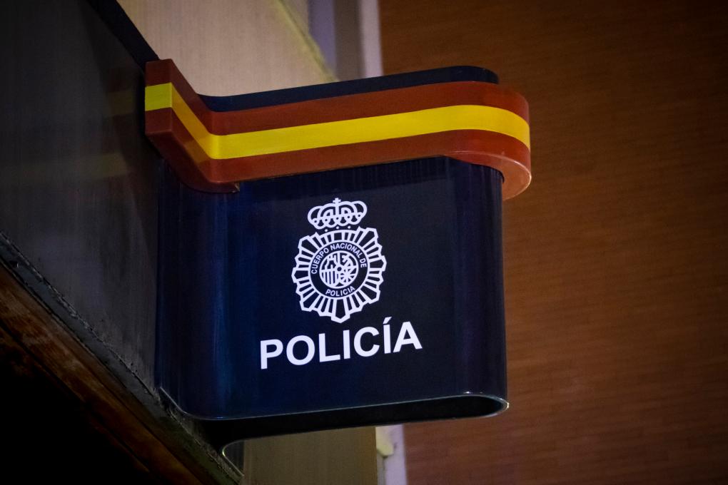 interiorgob's tweet photo. 👮 La @policia amplía el servicio de video interpretación SVisual para atender a personas con discapacidad auditiva

🌐 https://t.co/pBifKWpn1X https://t.co/roekcWrdHh