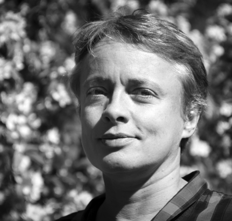 How did 18thC authors portray slaves' suicides? How did suicide feature in construction of the figure of the black hero? Cécile Vidal <a href="/EHESS_fr/">EHESS</a> discusses these issues (&amp; much more) at our Besterman Lecture on 7 Nov. <a href="/magdalenoxford/">Magdalen College</a>. All warmly welcome!    
voltaire.ox.ac.uk/event/besterma…