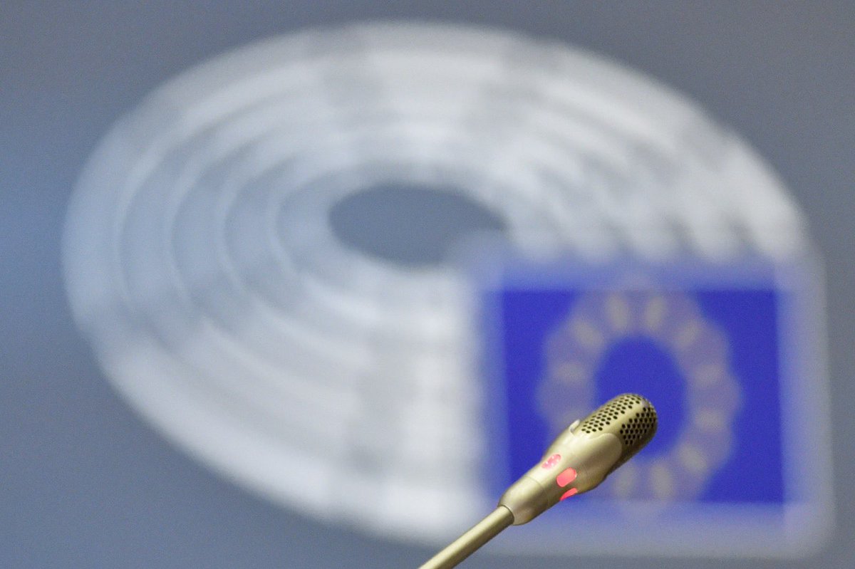 Delphine Colard (@delphinecolard) on Twitter photo Confirmation hearings: The European Parliament has received the official notification from <a href="/EUCouncil/">EU Council</a> and the necessary documents of the Commissioners-designate from the <a href="/EU_Commission/">European Commission</a>, published in a dedicated webpage: elections.europa.eu/european-commi…
Next steps
1/4🧵 Confirmation hearings: The European Parliament has received the official notification from <a href="/EUCouncil/">EU Council</a> and the necessary documents of the Commissioners-designate from the <a href="/EU_Commission/">European Commission</a>, published in a dedicated webpage: elections.europa.eu/european-commi…
Next steps
1/4🧵