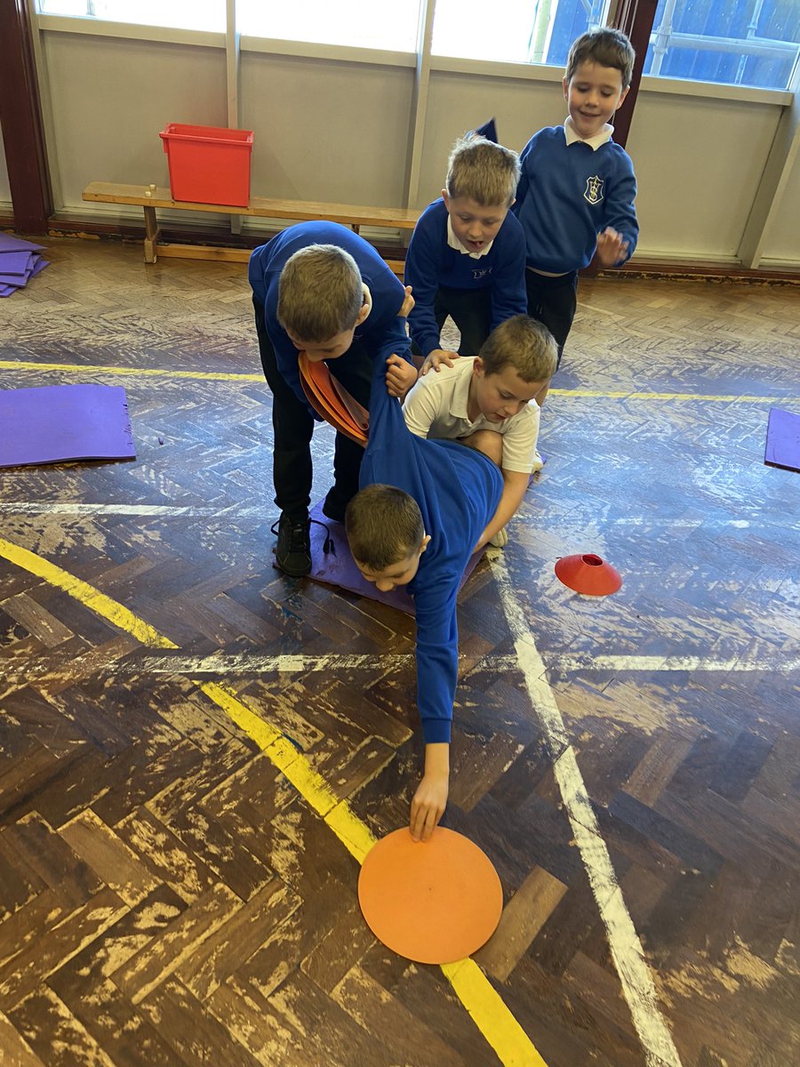 Wallacestone Primary PE tweet media