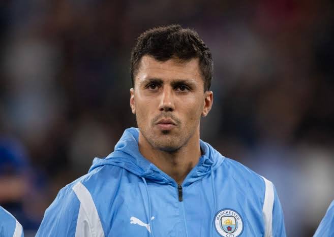 Rodri btw

no tatoos
no social media
no fancy cars
no ACL 

WHAT A GUY 👏🏻