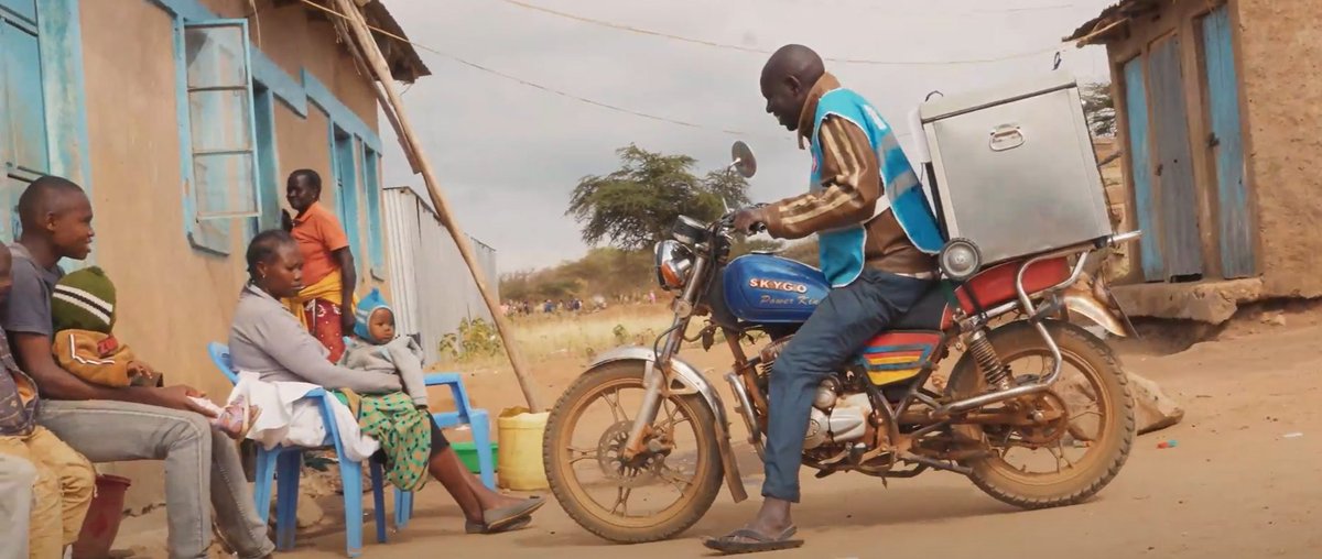 AccessDrop's tweet image. #Vaccibox is transforming #healthcare by ensuring vaccines reach remote areas. Powered by solar and electricity, it offers mobility and IoT monitoring for reliable care anytime, anywhere. #HealthcareInnovation #SavingLives