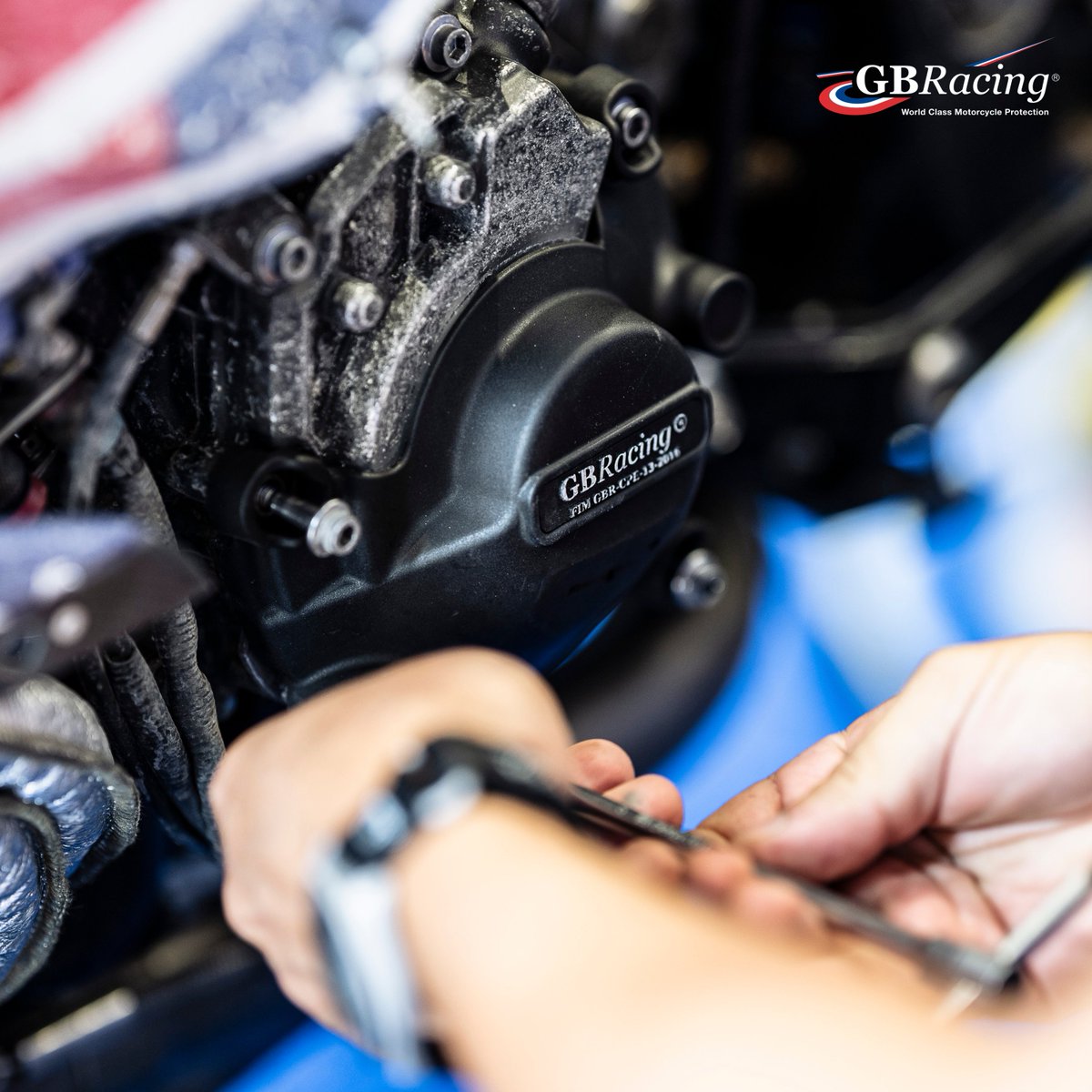 GBRacingEU's tweet photo. Seeing the speed at which the @PataYamahaWSBK team repaired @NickCanepa59's R1 after a qualifying crash was really quite something. 

Another engine saved and a new GBRacing cover fitted in under a minute. 🤯

📷 @geebeeimages

#ITAWorldSBK #WorldSBK #Yamaha #R1 #GBRacing https://t.co/3Z5Xgt8QlL