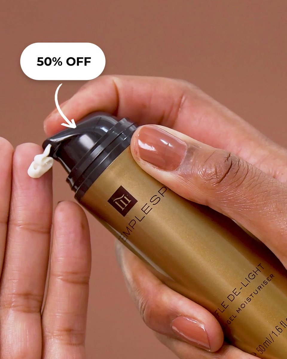 🌟 Love glowing skin but struggle with oiliness too? 😫TRUFFLE DE-LIGHT Moisturiser packs super nourishing vitamins and ingredients for soft, smooth skin! 🧖‍♀️ 

💰 Don’t forget it’s 50% off this month too! 🛍️ Shop Now! ➡️ manaspa.co.uk/products/