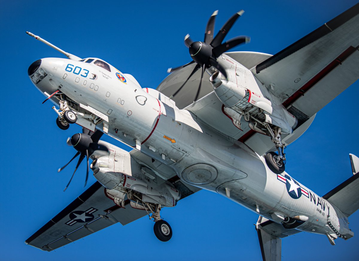 Fighterman_FFRC's tweet image. VAW-121 E-2D BuNo 169077
USS Nimitz
Sep. 19, 2024

USN Photo by Peter K. McHaddad