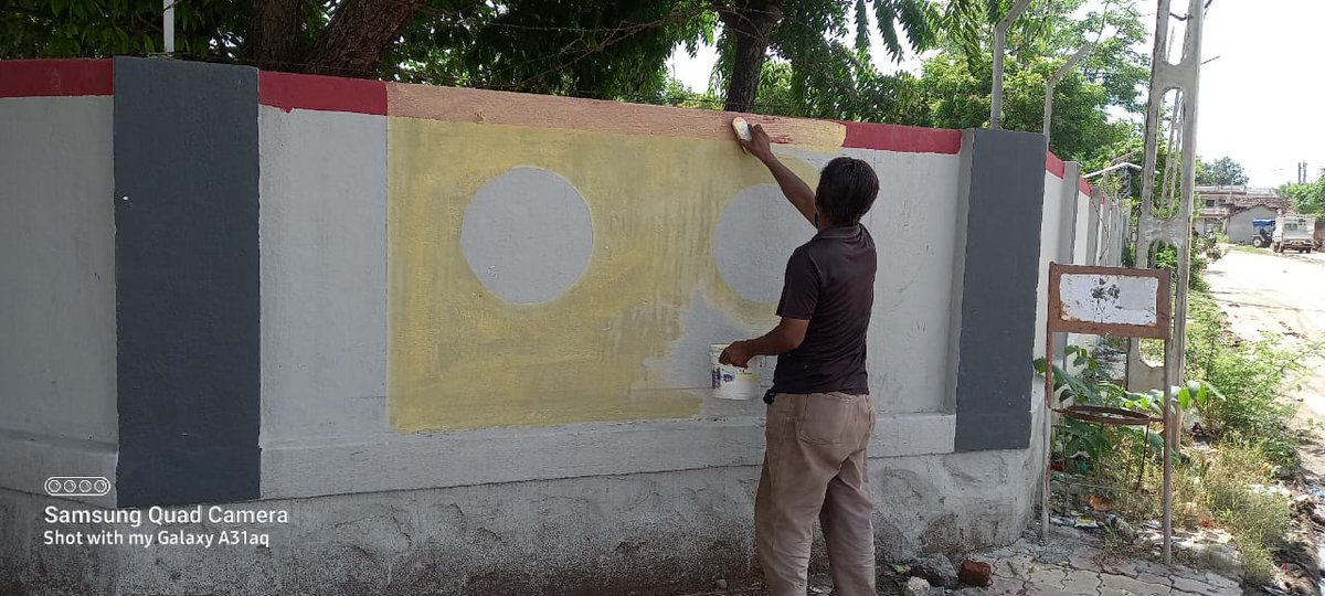 આજ રોજ પાલીતાણા તાલુકાના રાણપરડા ગામે સ્વચ્છતા હી સેવા -૨૦૨૪ સ્વભા સ્વચ્છતા સંકાર સ્વચ્છતા ના સુત્ર ને સાકર કરવા માટે ભીતચિત્ર દોરવામા આવેલ છે.