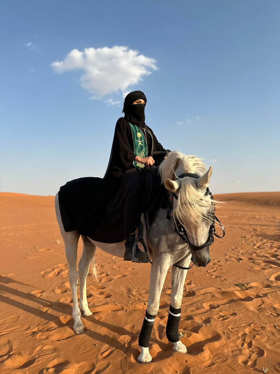 elhamali85's tweet photo. عمار يا دار السعد
لا يا السعودي عمار
🇸🇦🇸🇦🇸🇦🇸🇦
كل عام وحنا #نحلم_ونحقق 
#اليوم_الوطني_السعودي 
#اليوم_الوطني94 
#عهد_ومجد https://t.co/hl3ujXg8DO
