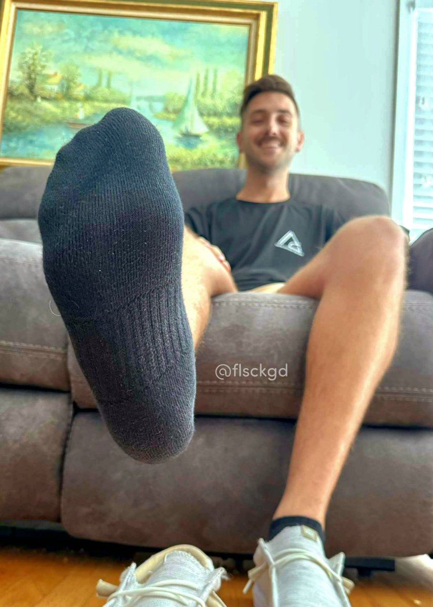 Don't worry, these feet aren't going anywhere.😈
Check it out on OF &amp; JFF 👇 
onlyfans.com/flsckgd
justfor.fans/flsckgd