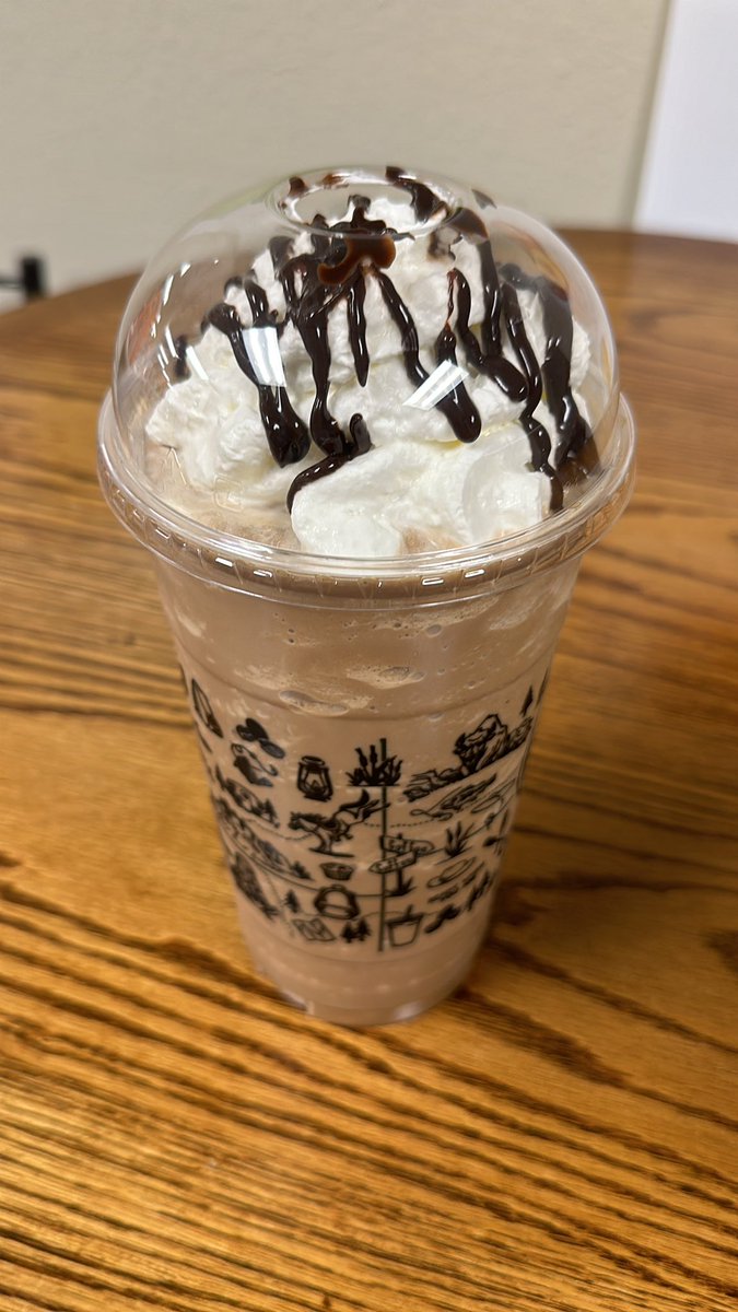 Pyros Manor tweet media