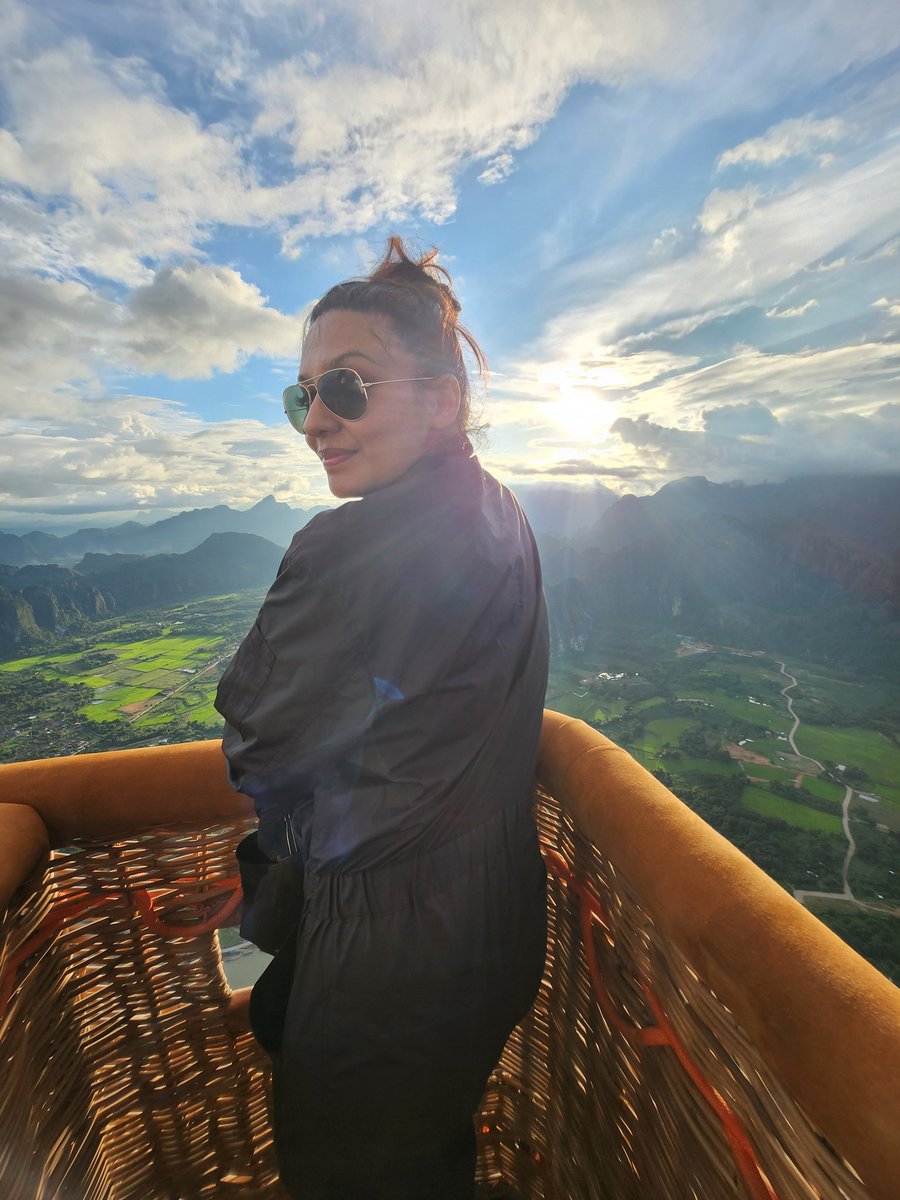 Horizon scanning over Laos. #HotAirBalloon