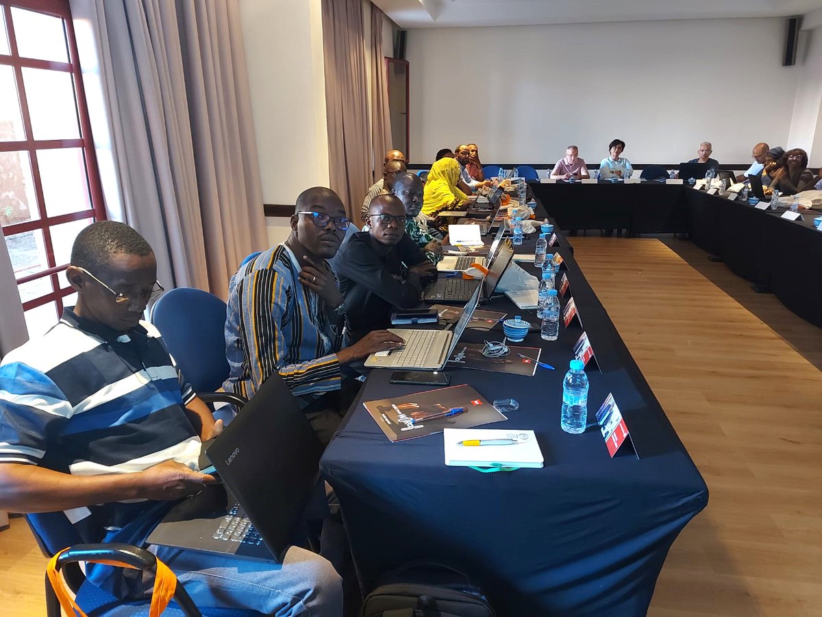 🌍 Exciting kickoff in Ouarzazate, #Morocco for #PanAfGeo2’s training session on 'Évaluation des ressources minérales'! 🔍 Focused on modern exploration techniques &amp; sustainable resource management, we are shaping the future of geology &amp; raw materials.📸🤝 Stay tuned!