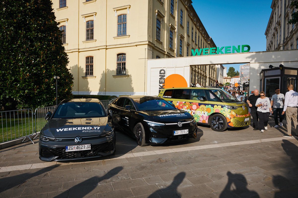 Weekend Media Festival tweet media