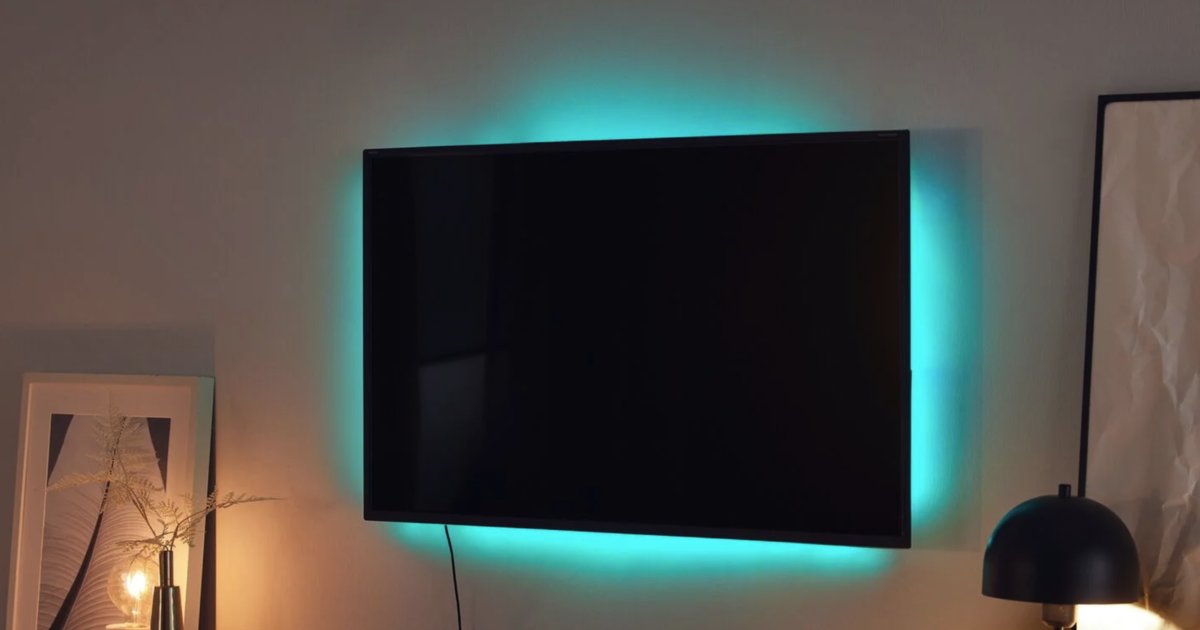 Praha Lighting tweet media
