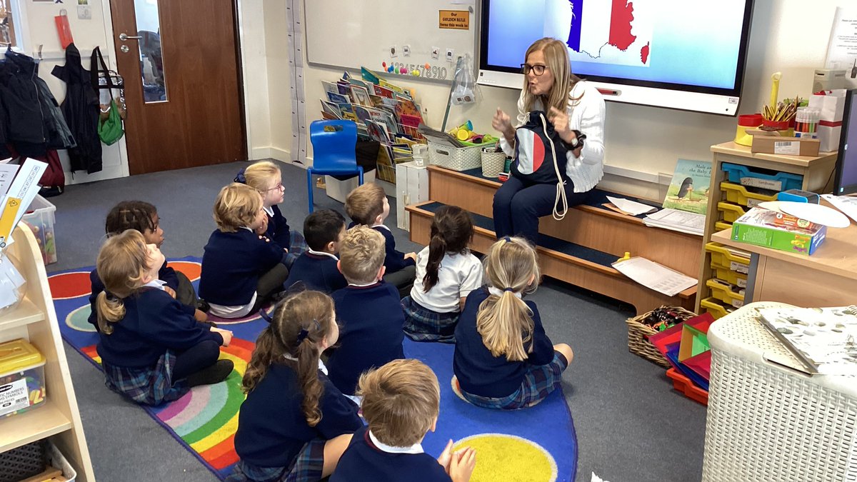 StNicksLang's tweet photo. #StNicksReception pupils have begun their French language journey with curiosity. With Puppet Gaston’s help, they’re learning simple greetings, making the experience fun and engaging. #StNicksFrench #StNicksCuriosity #StNicksFutureSuccess https://t.co/S3ZwEJD8cz