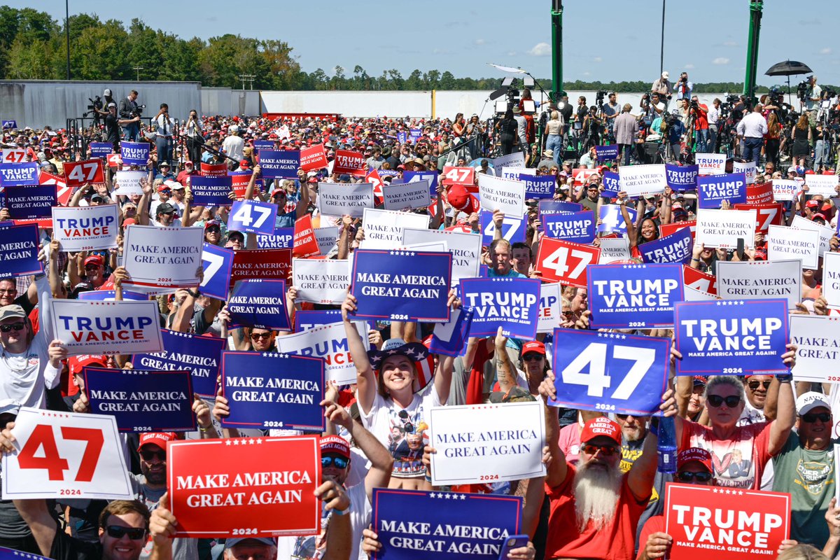 Republicans's tweet photo. We will NEVER STOP fighting for this country! 🇺🇸 https://t.co/jfqgMUpZK2