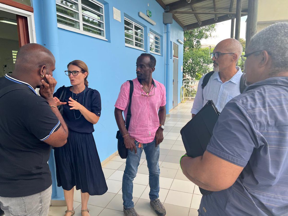 Séance de travail prometteuse avec G. BUSSAC IA-IPR de techno
🎓 RRUPN, PFA, formateurs académiques <a href="/csainx/">Céline DADOU - DRANE Guadeloupe</a> et <a href="/ThrYxne3/">Bernard DIVIALLE</a> de la DRANE
Mise en œuvre PRAF 2024-2025
🔹 Nouveaux programmes 
🔹 #IA
🔹 Cybersécurité 
🔹 Pix+ Edu 
 #MEI #CyberEnJeux 
<a href="/AcGuadeloupe/">Académie de la Guadeloupe</a> <a href="/EAFC_Guadeloupe/">EAFC Guadeloupe</a>