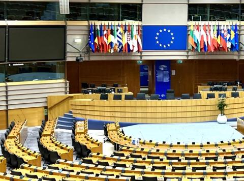 EvaFdezCabani's tweet photo. IDEAS PRÁCTICAS PARA TU CLASE DE LA UNIÓN EUROPEA
https://t.co/A8q9fR2Z8r
➡️Duración: 05/11/2024 - 03/12/2024
➡️Destinatarios: Docentes de Secundaria @educacmadrid
➡️ Lugar: #ISMIE/ Centro de Documentación Europea @ComunidadMadrid 
#IF_CMadrid https://t.co/nfiuWLBvQK