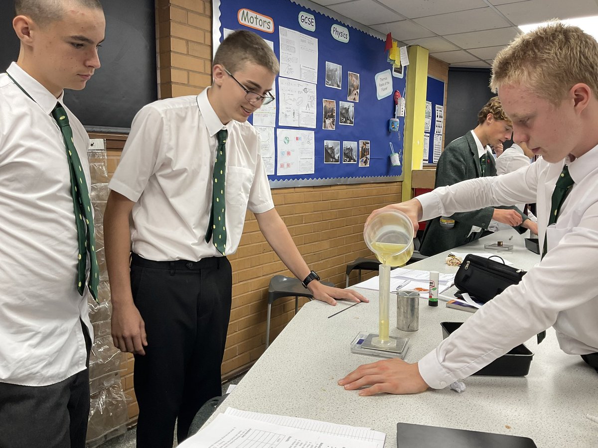 CCSBScience's tweet photo. #CCSBYear11 continue their investigation into density, this time with liquids! #CCInvestigate #CCChallenge https://t.co/W9kno5R0HM