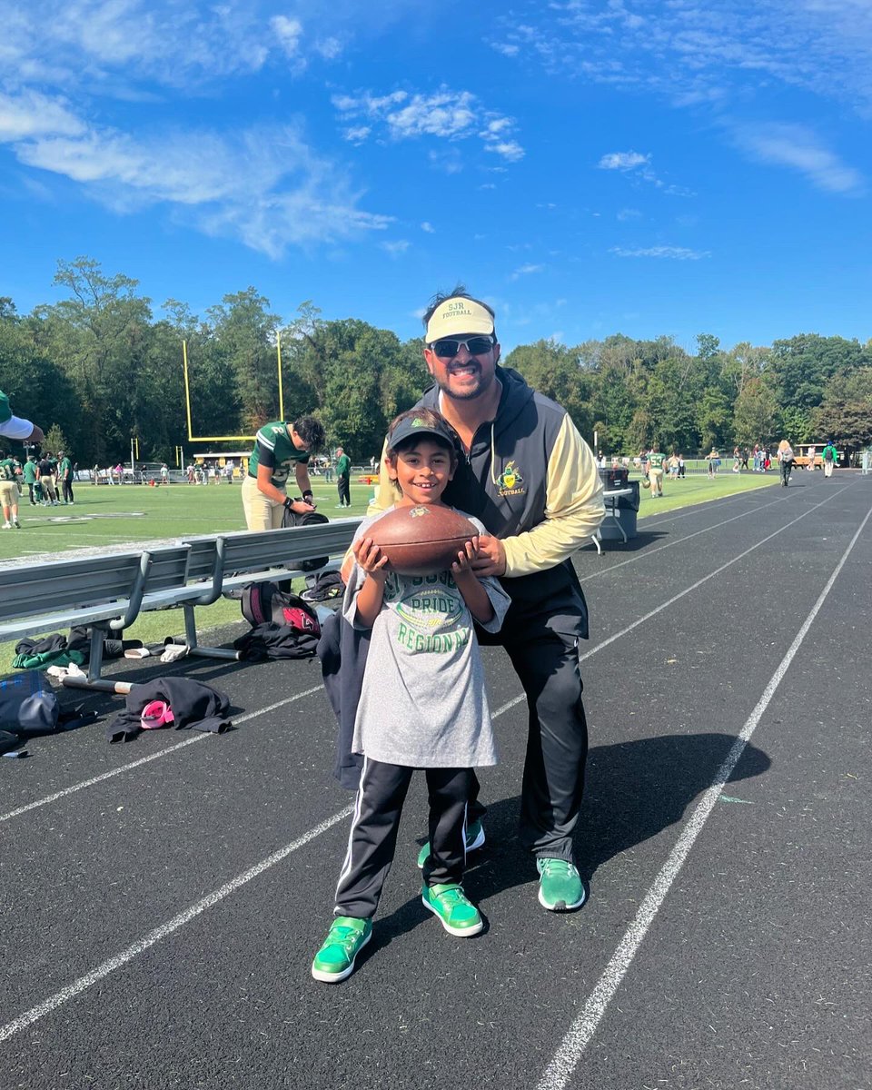 PCFBDFO's tweet photo. SJRF 4-0…22-0 today..playing with a purpose !! Vincenzo doing a great job keeping those players hydrated !!! https://t.co/bXAU0ILwiJ