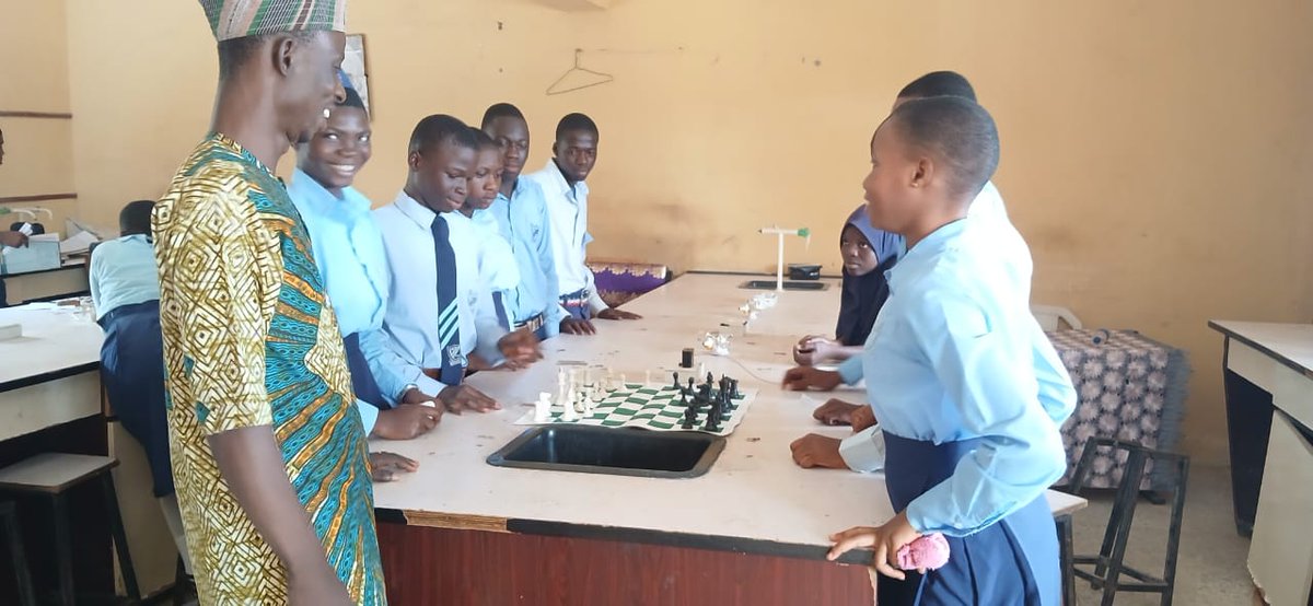 creationsbasedf's tweet photo. Learning is food to the soul and so, we appreciate @bodioweikeniye for the donation of the Sinatra bench and @thegiftofchess for the donation of chessboard to help students develop critical thinking skills  #learningiscontinous #productdesign #STEM #criticalthinking #Education https://t.co/81HGMz2CHD
