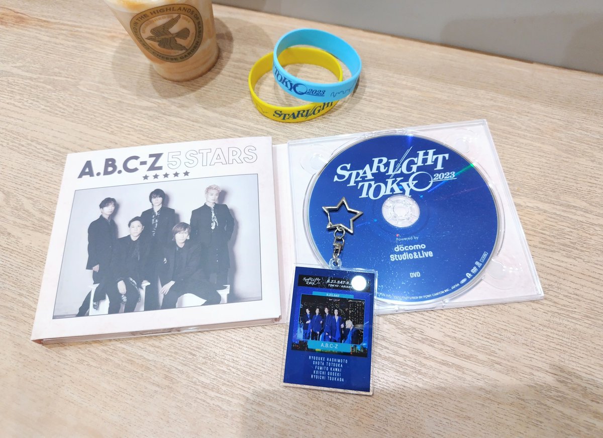 miya1105nabe416's tweet image. ✰
去年の今日
A.B.C-Z初のフェス参加でした💫
塚ちゃんおかえりの回
最高に胸アツなパフォーマンス💫
橋ちゃんもかっこよすぎた❤
今宵はこちらの円盤見倒すぞ✰

あなたも私もJODEKI👍
✰

#ABCZ 
#JODEKI
#SLT2023