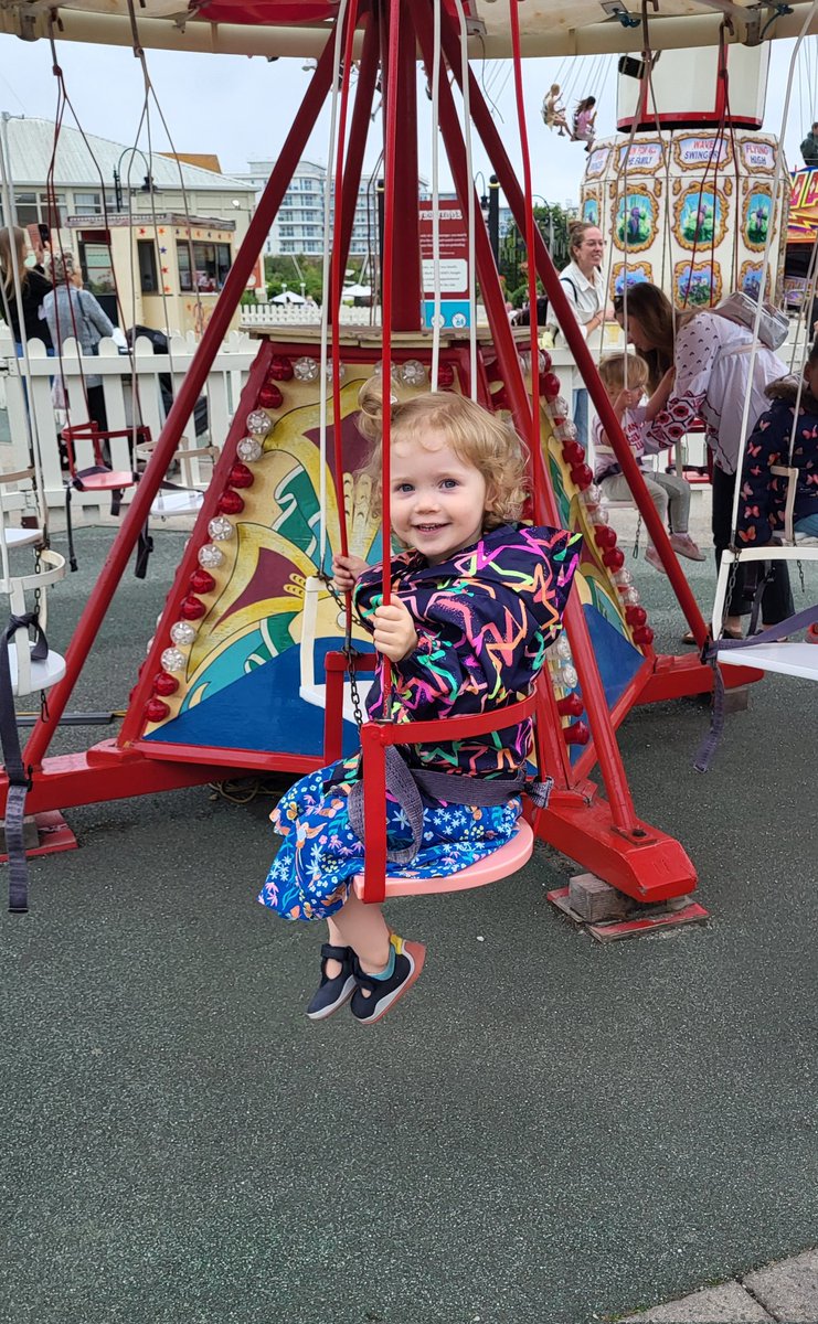 Dr Emily Cooper tweet media