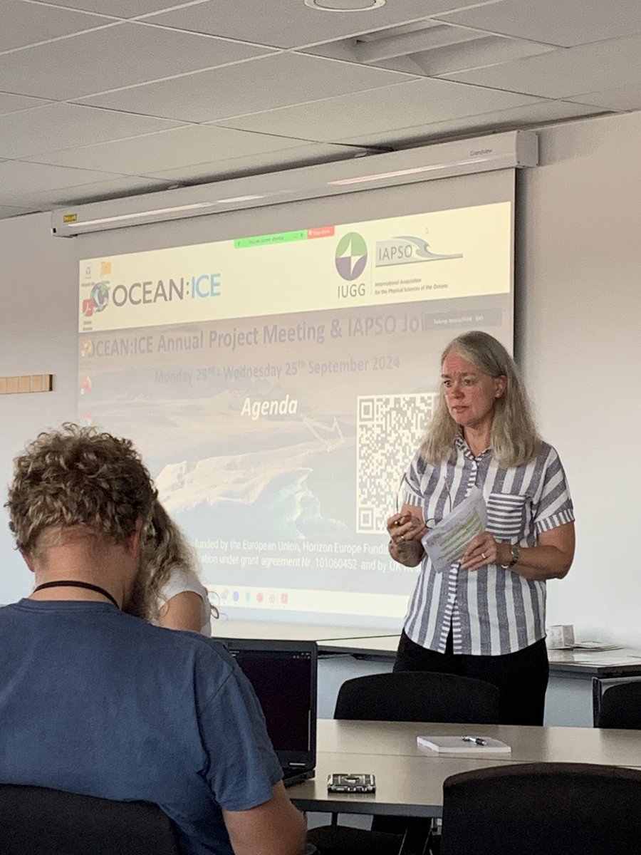 HHchiara's tweet photo. Today at @dmidk with the team of @OCEANICE_EU with encouraging words of the DMI Director, Marianne Thyrring, on the importance of R&amp;D collaboration for DK in international frames and on the importance of connecting #oceans, #climate and #weather. Thank you, Marianne! 🇩🇰🇪🇺🌍 https://t.co/1VgJ2UIc7r