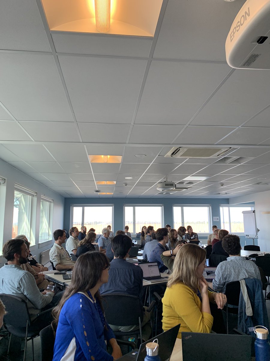 HHchiara's tweet photo. Today at @dmidk with the team of @OCEANICE_EU with encouraging words of the DMI Director, Marianne Thyrring, on the importance of R&amp;D collaboration for DK in international frames and on the importance of connecting #oceans, #climate and #weather. Thank you, Marianne! 🇩🇰🇪🇺🌍 https://t.co/1VgJ2UIc7r