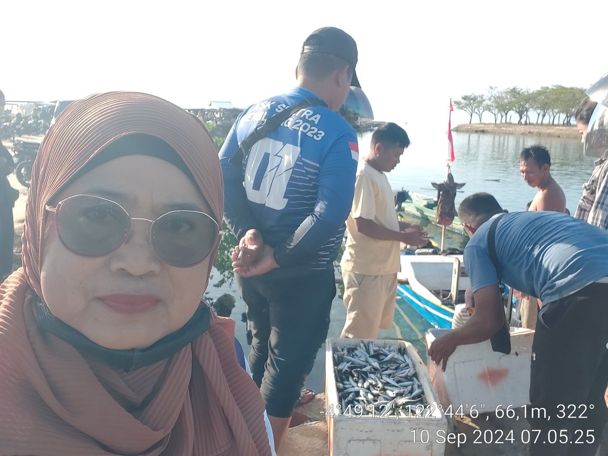 AsrianiBone's tweet photo. Selasa(10/9/2024)
Asriani Luhkan Kab Muna, pendataan Produksi hasil tangkapan pada Kub Naruto ikan Layang kecil sebanyak 80 kg harga 1.400.000 .
#GiatLuhkanSatminkalMaros
#MunaLuhlapor
#BPPSDMKP
#BRPBAPPP_MAROS
#PUSLATLUHKP. https://t.co/FTmelz6zDZ