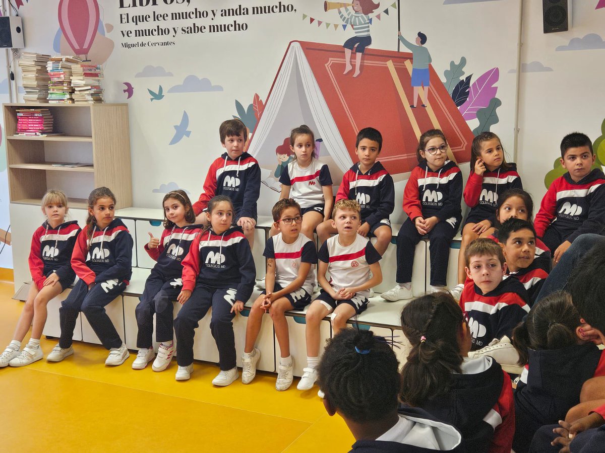 VReinaGijon's tweet image. El viernes los alumnos de Primaria tuvieron un acercamiento a la actividad extraescolar de Robótica de la mano de los talleres impartidos por @Robotix_educa