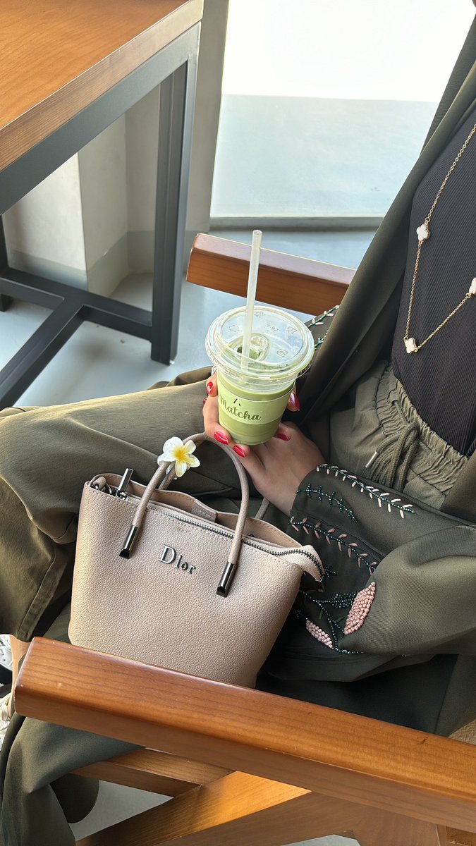 عشوائيّات الجامعة للمرهه الثانيه⭐️🍵💕🤚🏻.
#جامعة_السيح #جامعة_الشرقية