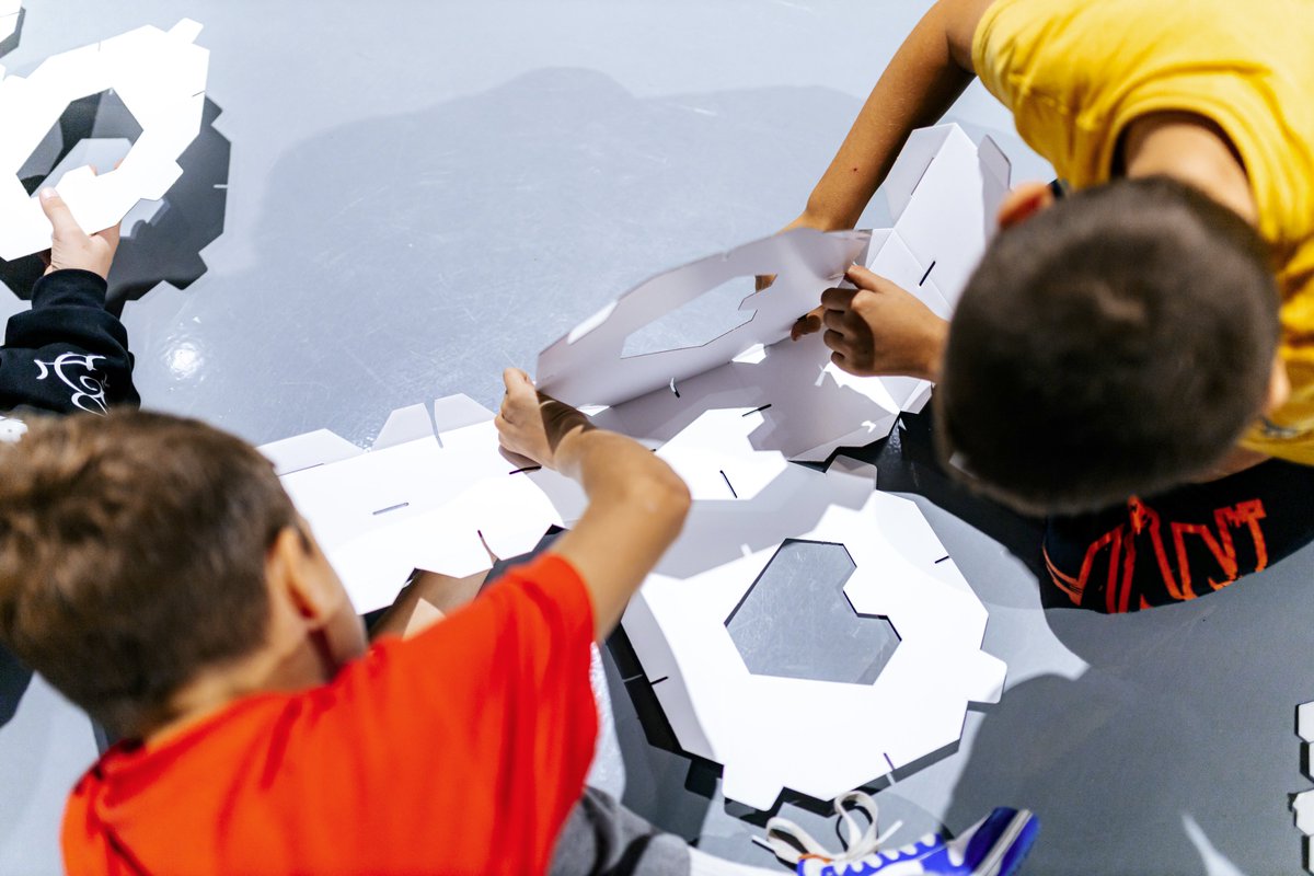 NoaHaim's tweet image. A moment from Projekt Most [MiCT] at @u_jazdowski Castle Centre for Contemporary Art 📸 Anna Rejman

#Museums #MuseumEducation #MuseumPrograms #InteractiveLearning #VisitorExperience #EducationalResources #MuseumExperiences #KidsInMuseums